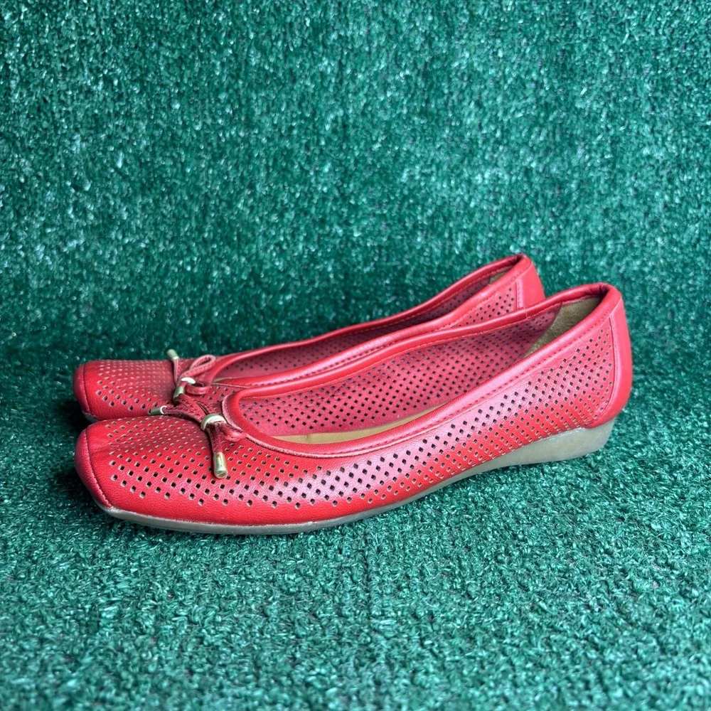 Naturalizer Vanessa Perforated Leather Bow Comfort Ballet Flats Red Womens Sz 8N